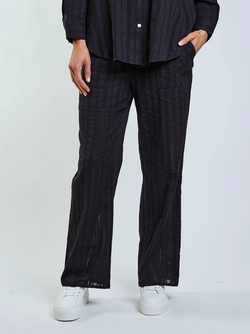 PANTALON CHILL NEGRO MUJER MAUI AND SONS - 1