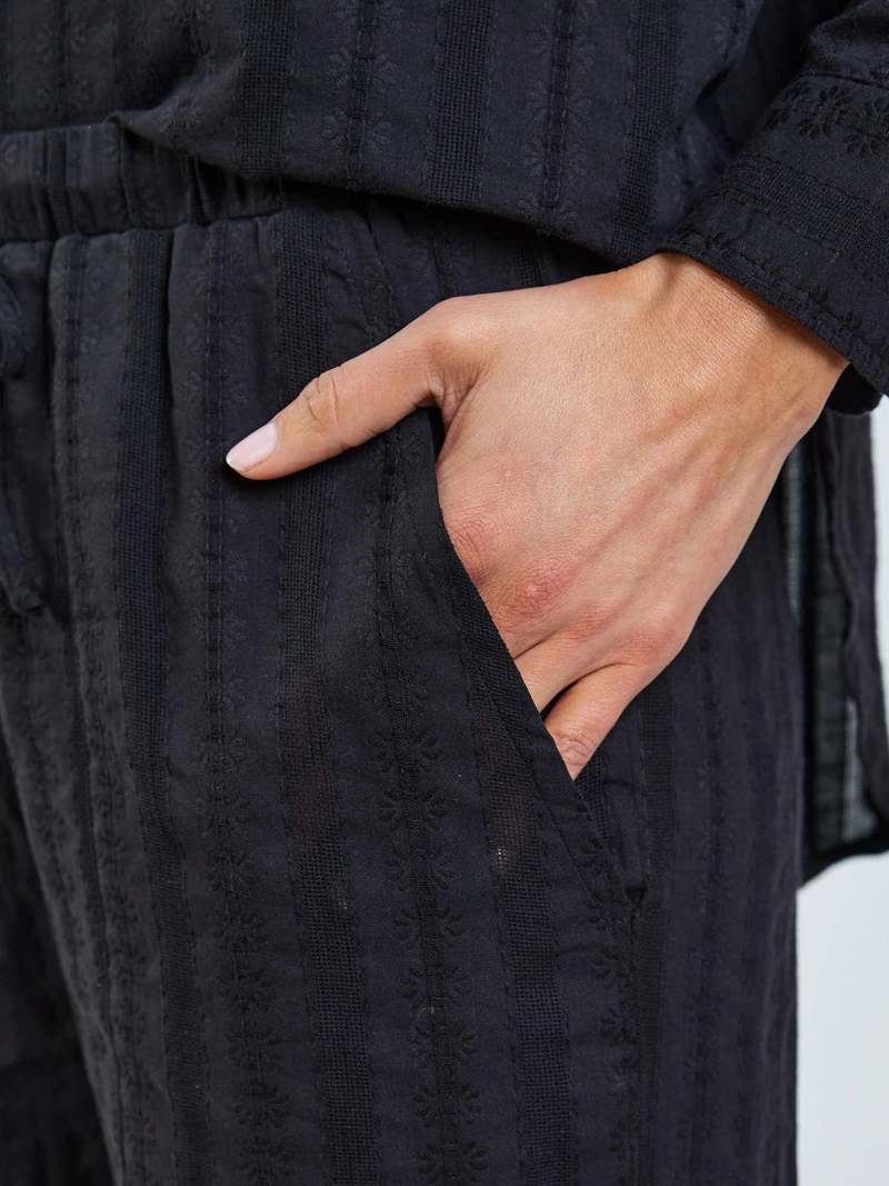 PANTALON CHILL NEGRO MUJER MAUI AND SONS - 5