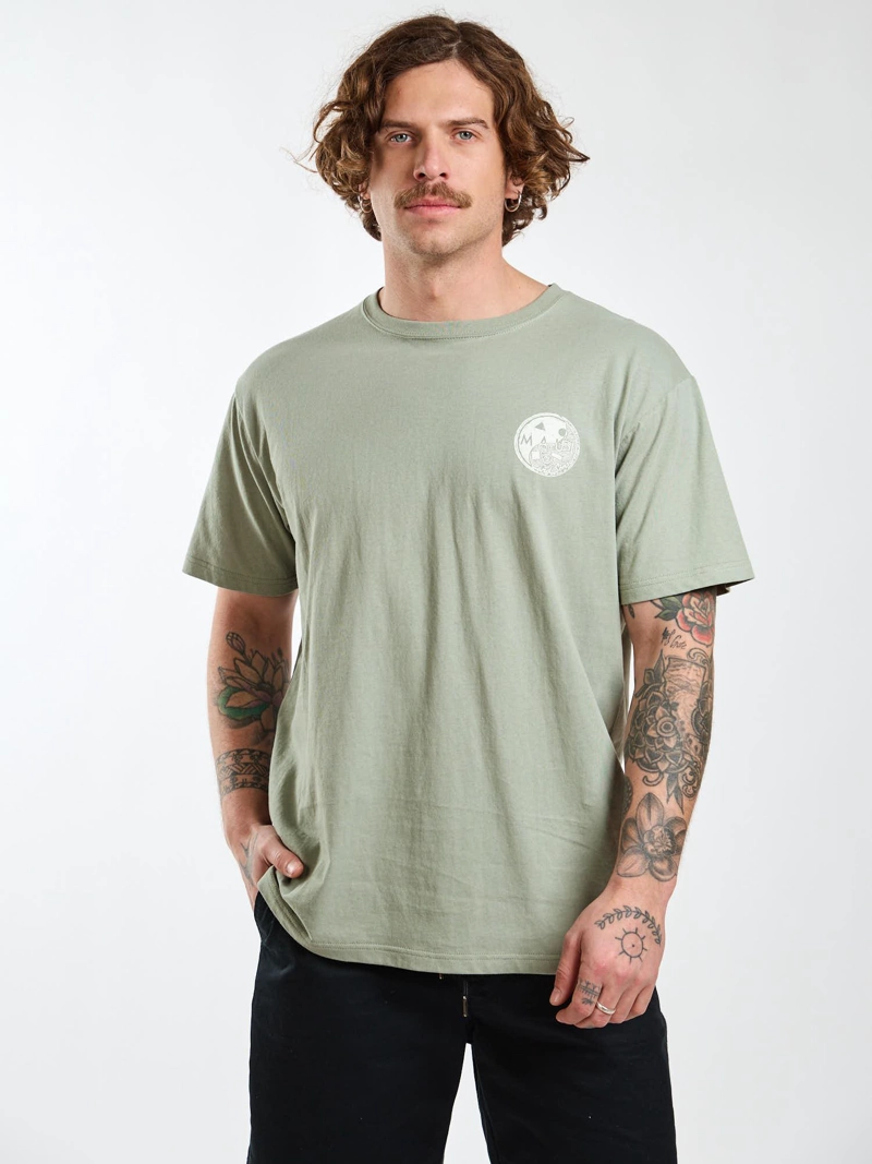 POLERA MC BREEZE VERDE HOMBRE MAUI AND SONS - 7