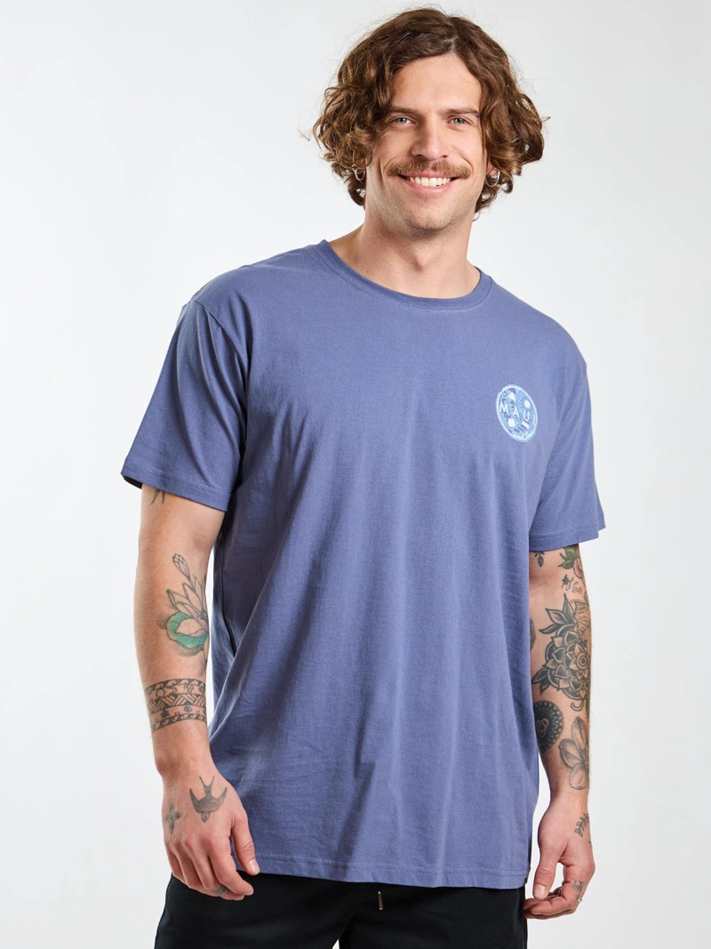 POLERA MC LAGOON CELESTE HOMBRE MAUI AND SONS - 1