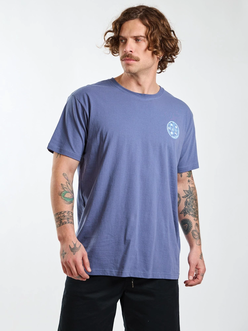 POLERA MC LAGOON CELESTE HOMBRE MAUI AND SONS - 7