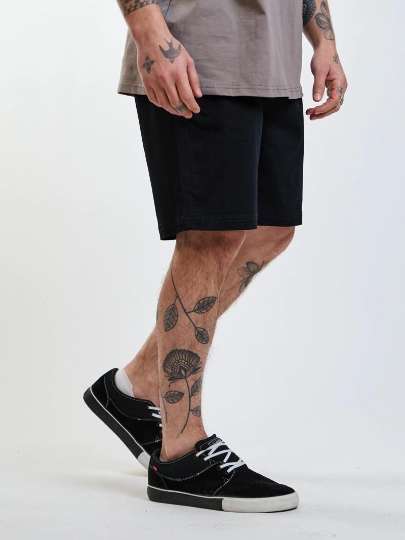 BERMUDA METHOD NEGRO HOMBRE VOLCOM - 2