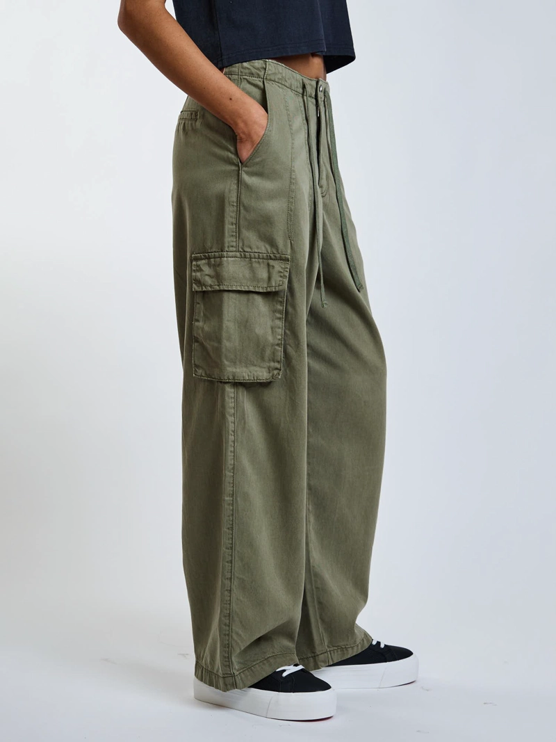 PANTALON SPLASH VERDE MUJER MAUI AND SONS - 2
