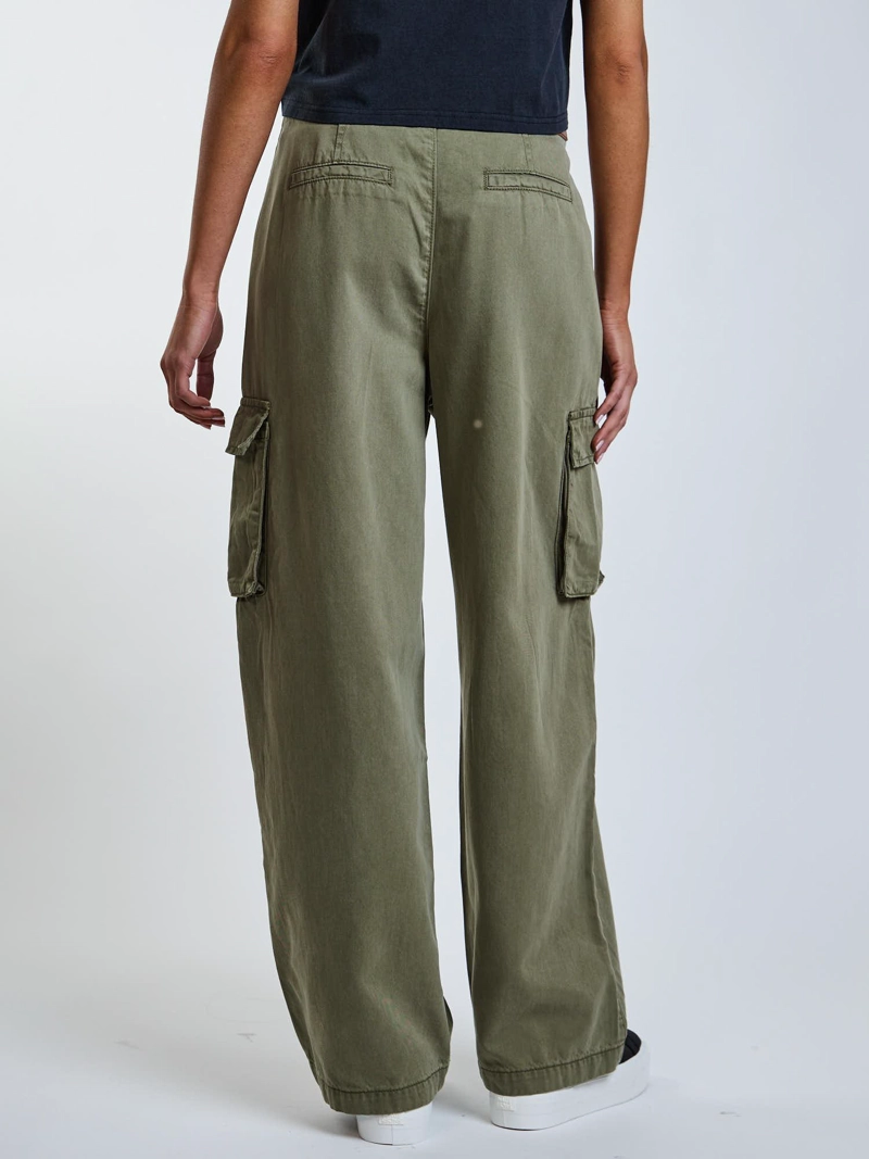 PANTALON SPLASH VERDE MUJER MAUI AND SONS - 3