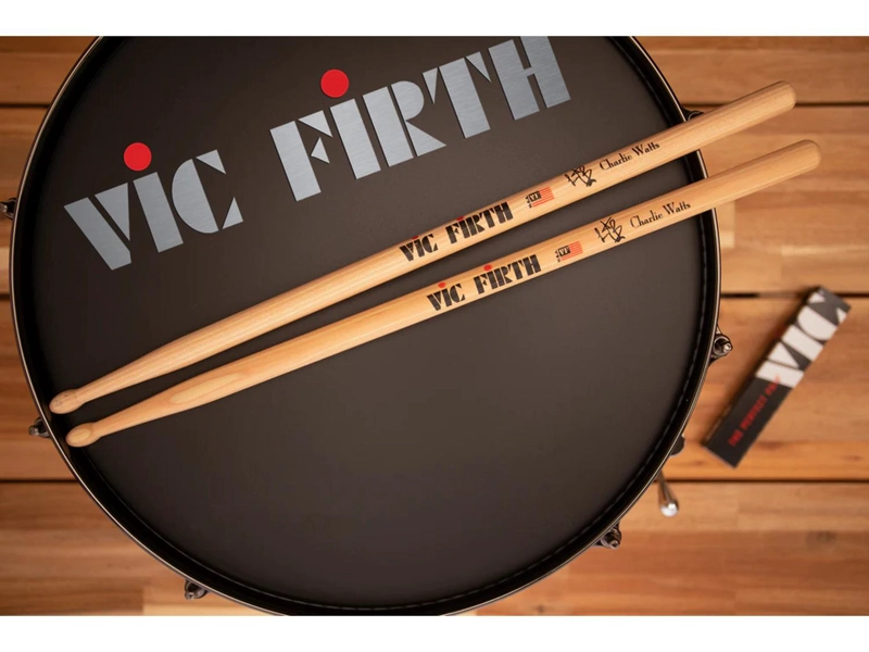 BAQUETA VIC FIRTH BATERÍA SERIE AUTOGRAFIADOS/CHARLIE WATTS SCW - 6