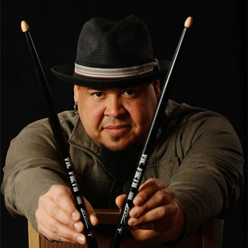 BAQUETA VIC FIRTH BATERÍA SERIE AUTOGRAFIADOS/ABE LABORIEL JR. SAL - 3