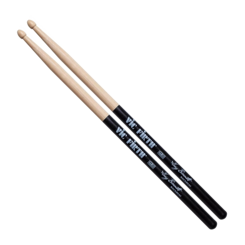BAQUETA VIC FIRTH BATERÍA AUTOGRAFIADO GREGG BISSONETTE 2 BACKBEAT - 1