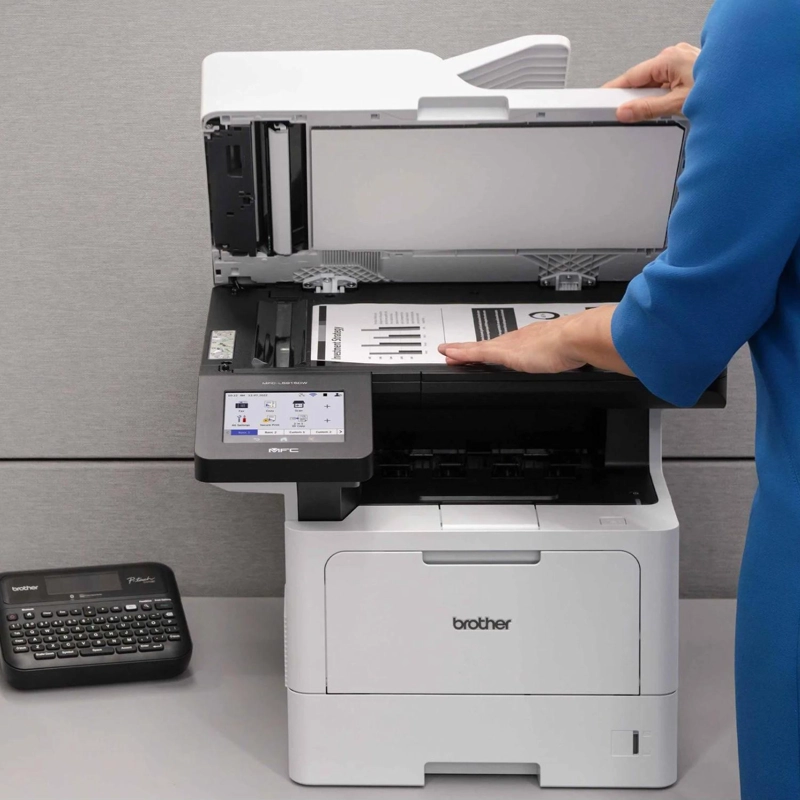 IMPRESORA MULTIFUNCIONAL BROTHER MFC-L5915DW MONOCROMÁTICA WIFI - 6
