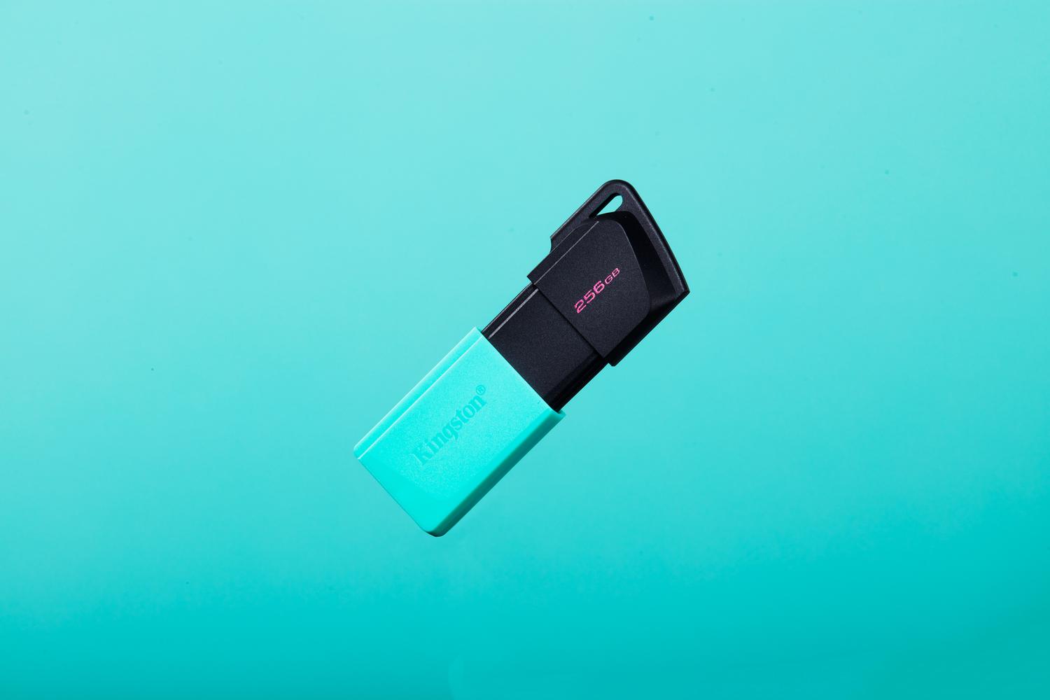PENDRIVE KINGSTON DATATRAVELER EXODIA M USB 256 GB USB 3.2 GEN 1 - 4