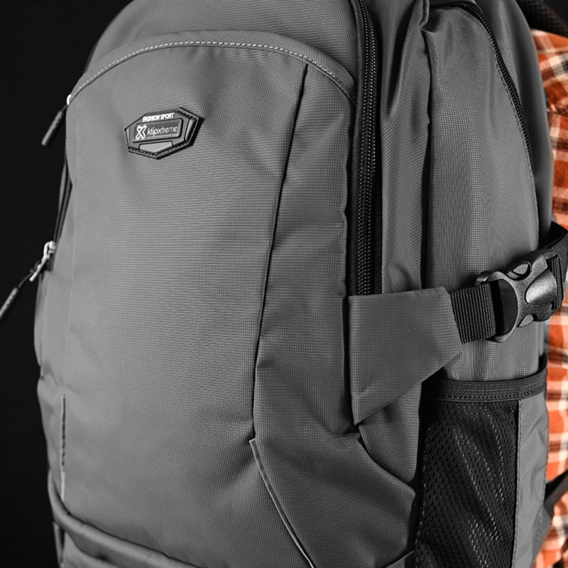 MOCHILA TRENDTREK PARA NOTEBOOK HASTA 15.6' GRIS - 4