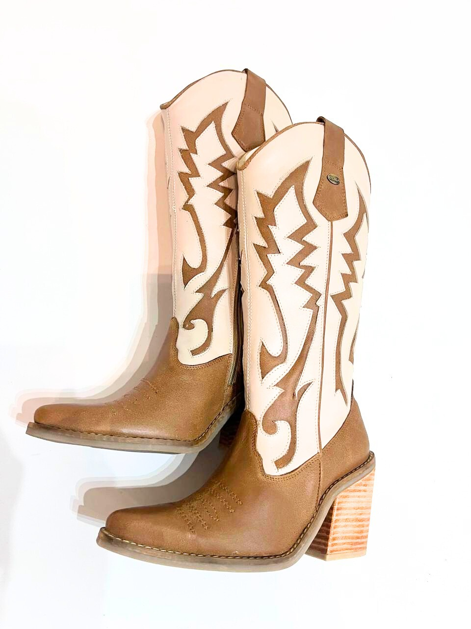 BOTA GINA CANELA HUESO EXOTICA - 1