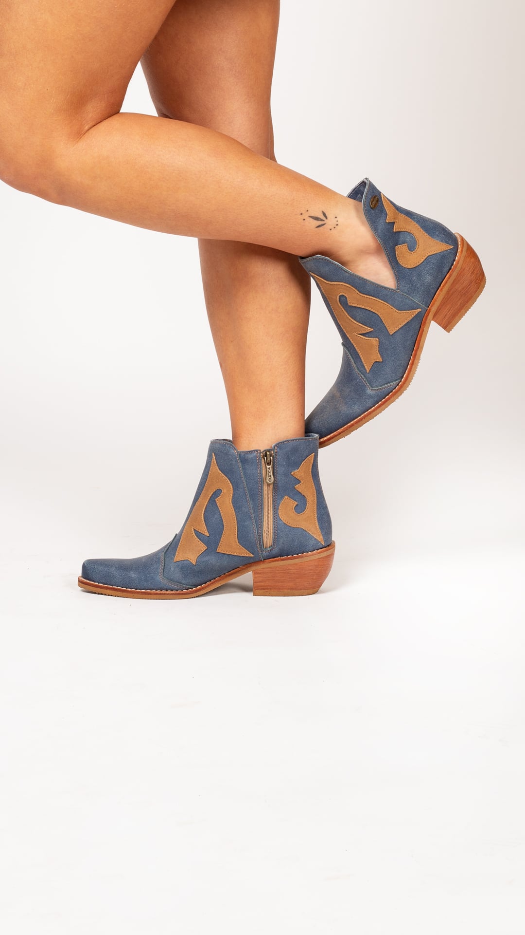BOTIN BILLY AZUL CANELA EXOTICA - 2