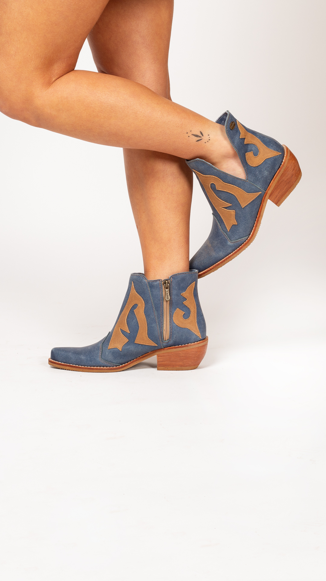 BOTIN BILLY AZUL CANELA EXOTICA - 2