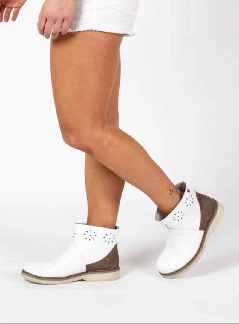 BOTIN OLIVIA BLANCO BRAKE MAIZ EXOTICA - 1