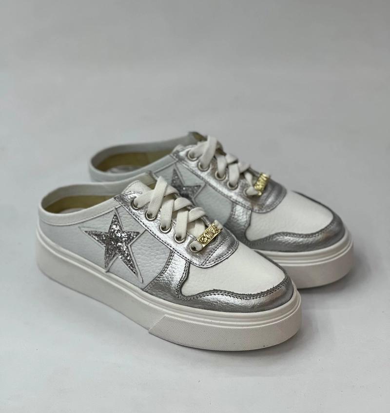 ZAPATILLA MALU BLANCO PLATA SLIP ON SIN TALON EXOTICA - 2