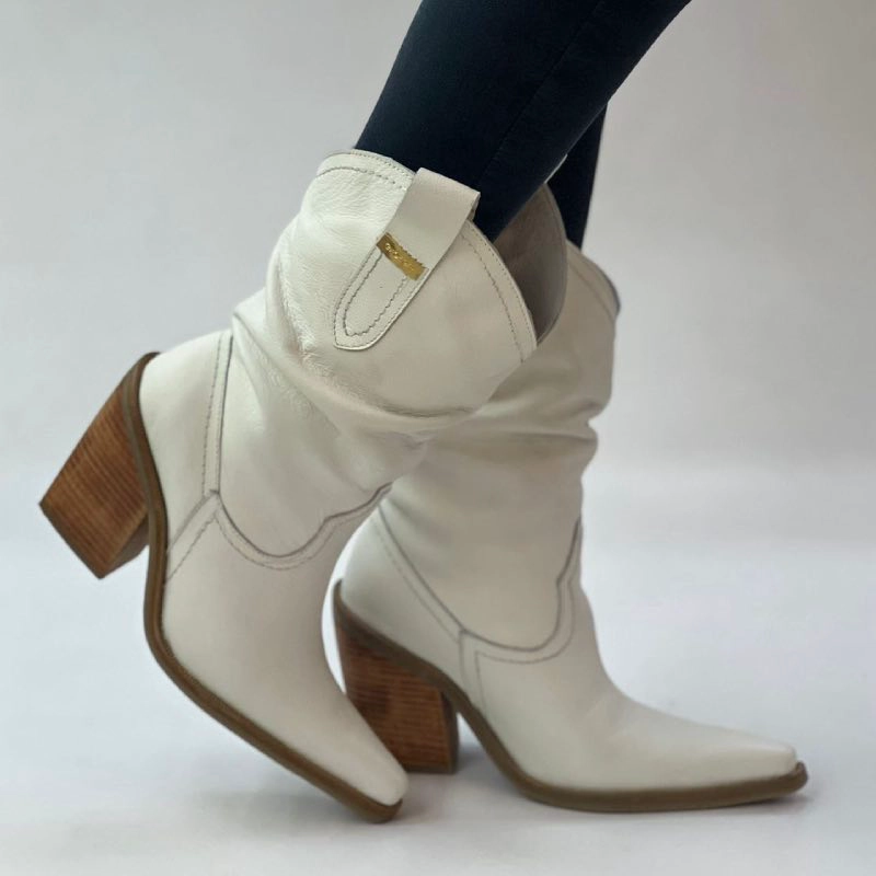 BOTA LUNA BLANCO EXOTICA - 2