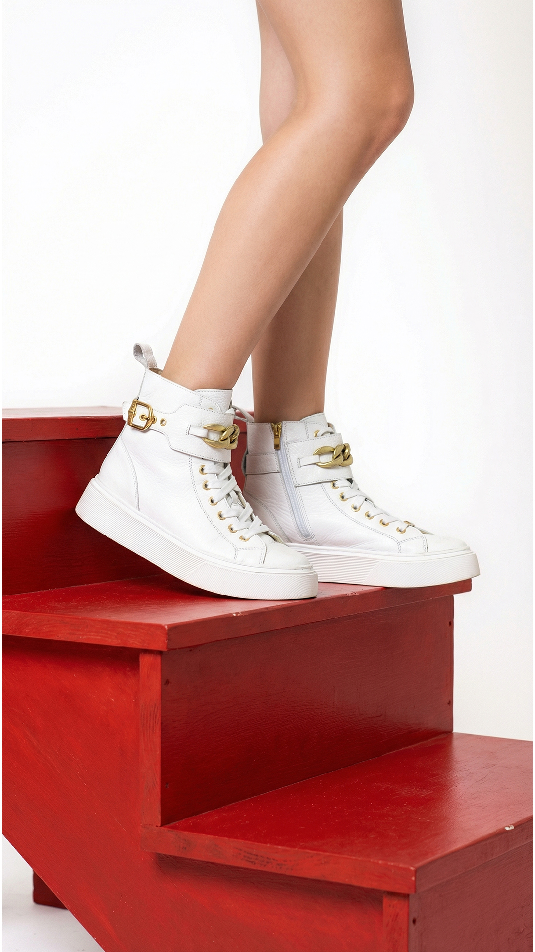ZAPATILLA JULIA BLANCA CADENA DORADO EXOTICA - 1