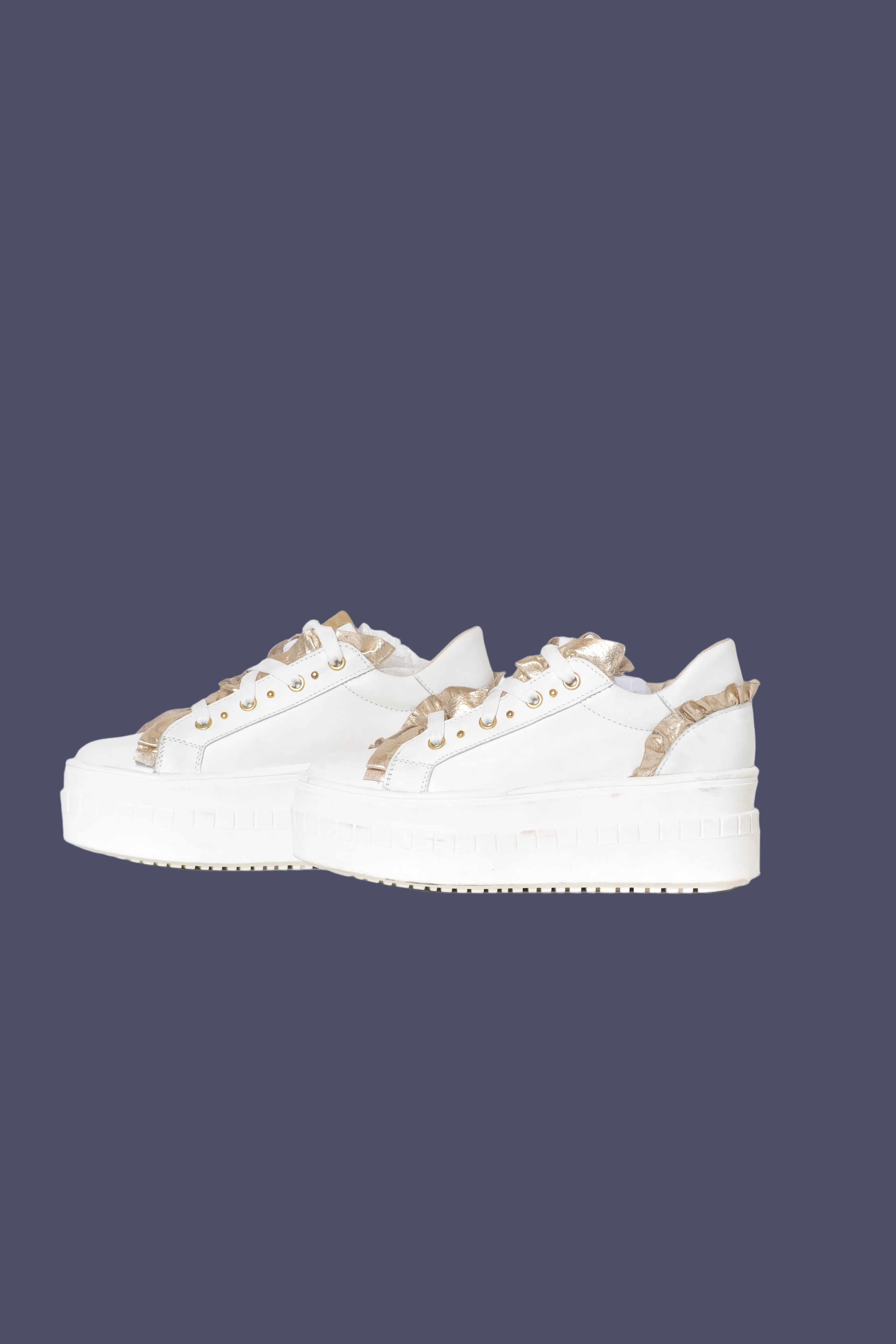 ZAPATILLA CAMY BLANCO DORADO EXOTICA - 3
