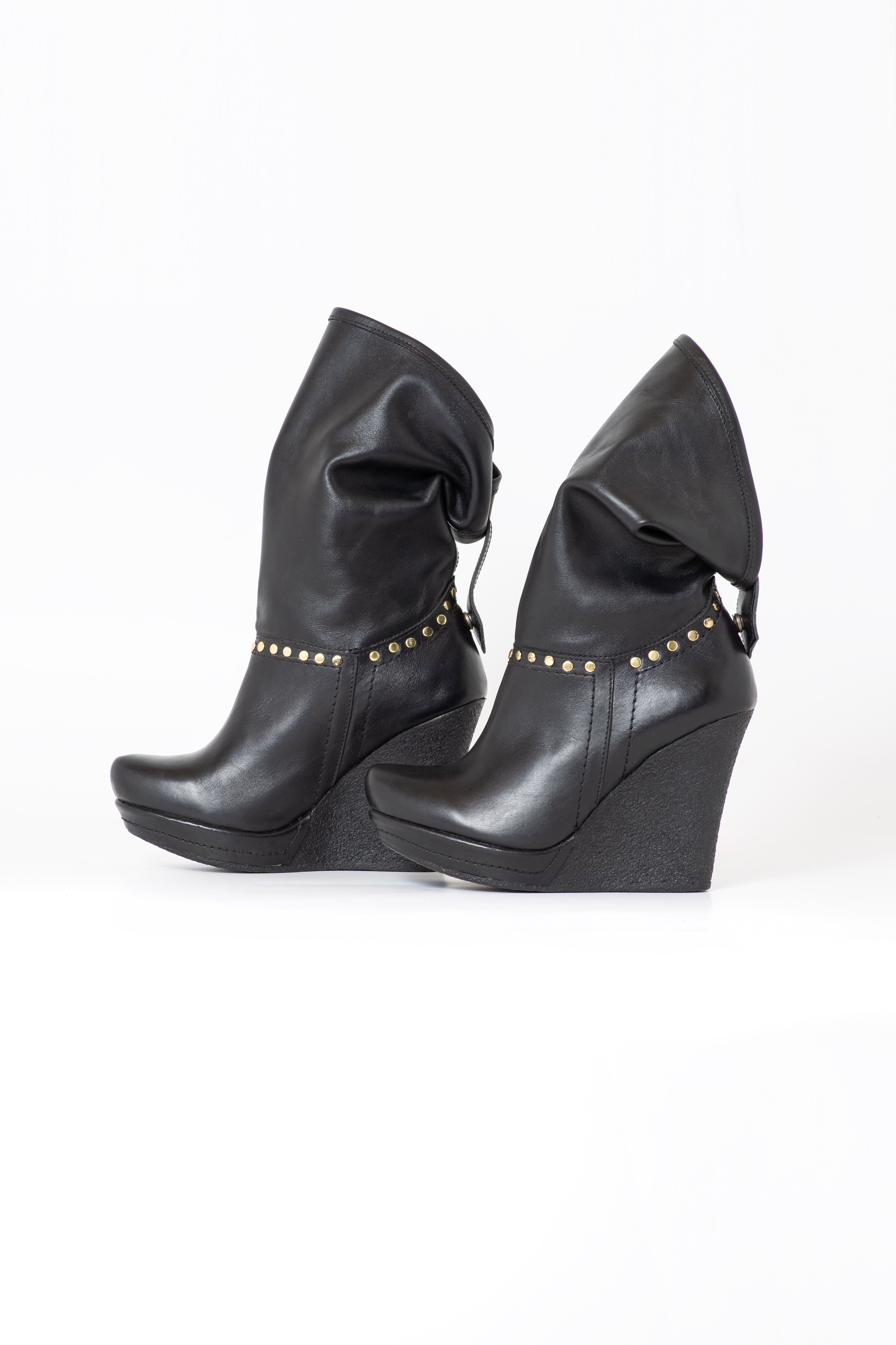 BOTIN GABRIELA NEGRO TACHAS EXOTICA - 3
