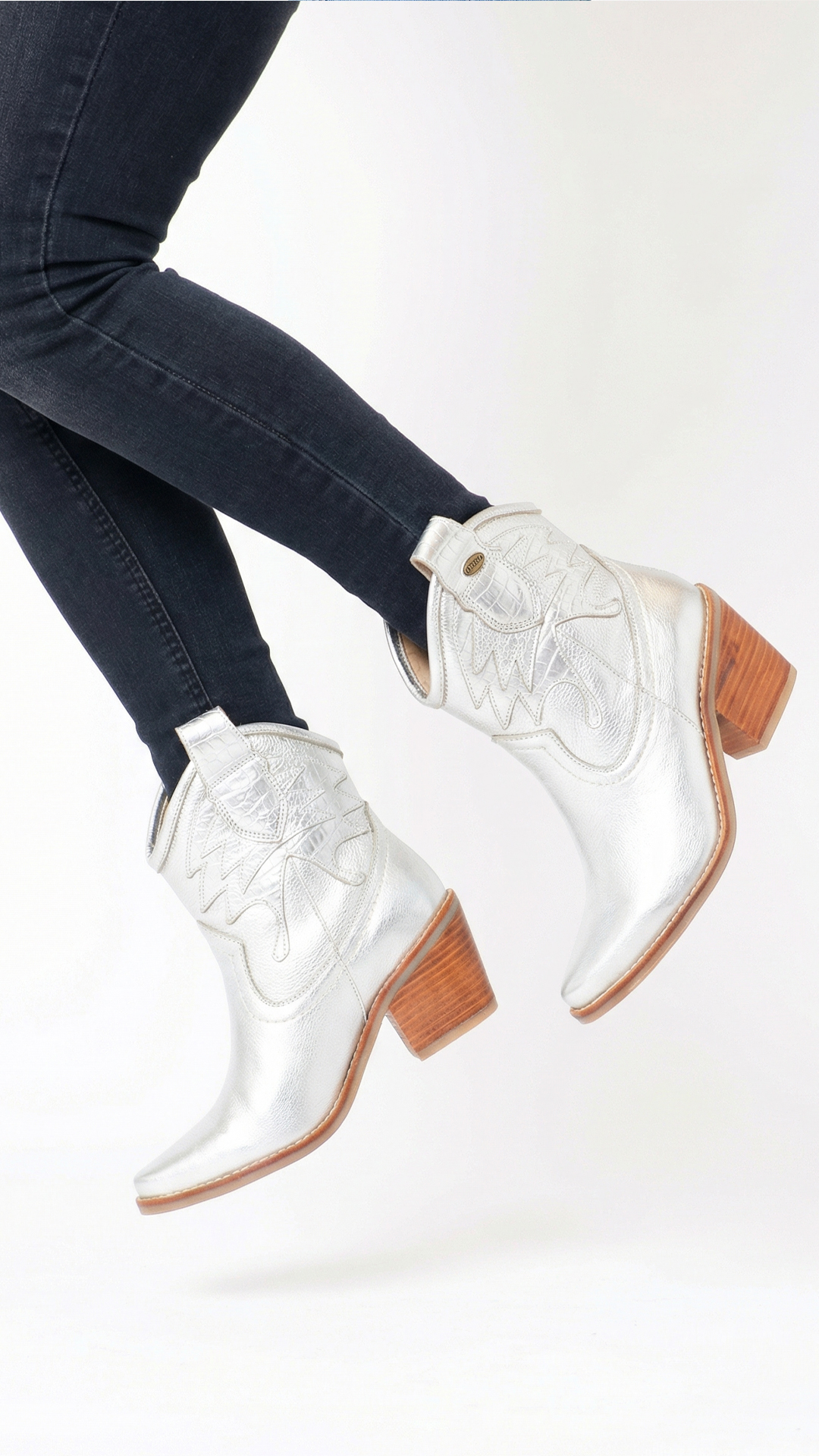 BOTIN SALLY PLATA EXOTICA - 1