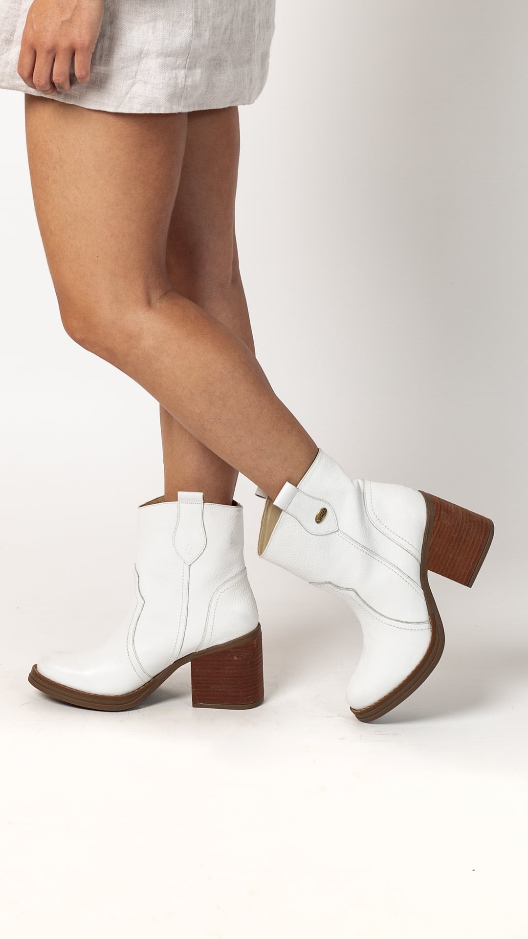BOTIN WANDA BLANCO EXOTICA - 1