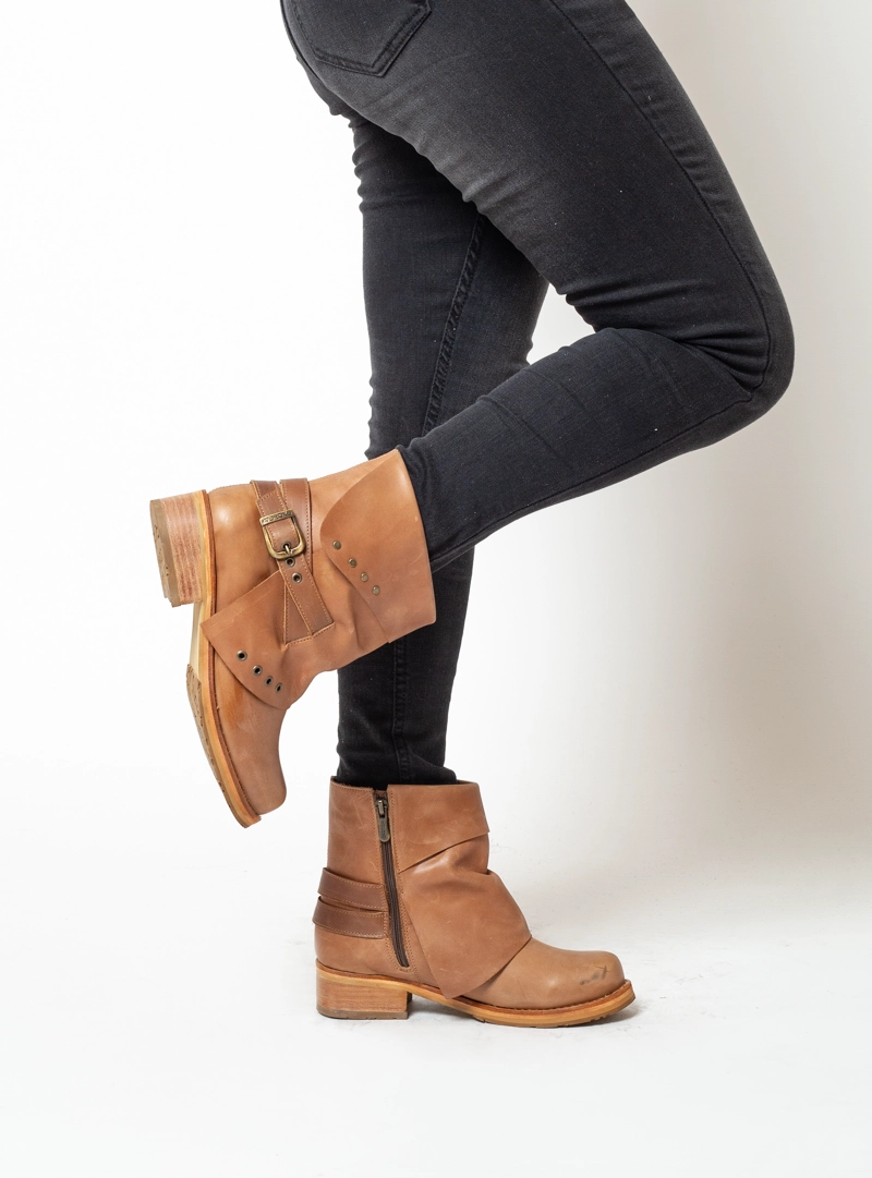 BOTIN NOEMI EV MIEL EXOTICA - 1