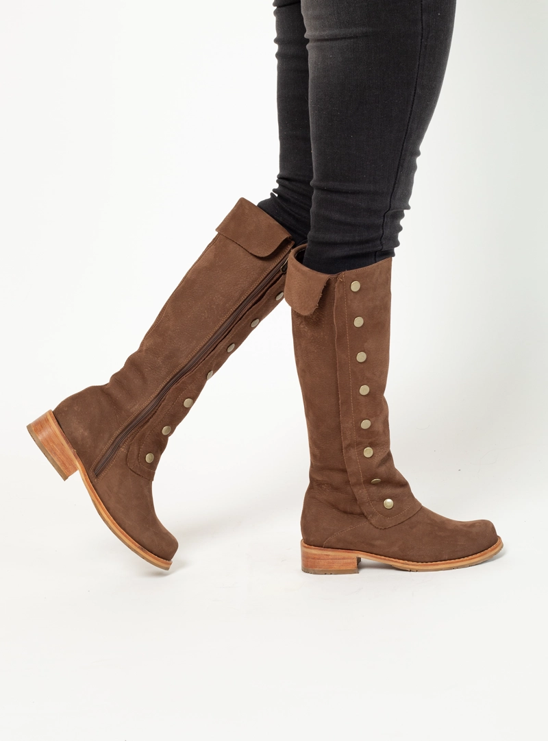 BOTA EMY NOBURO CHOCOLATE EXOTICA - 1