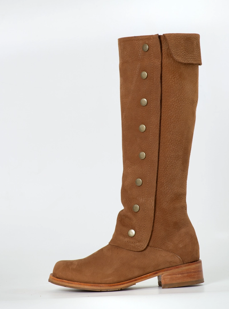 BOTA EMY NOBURO AVELLANA EXOTICA - 5