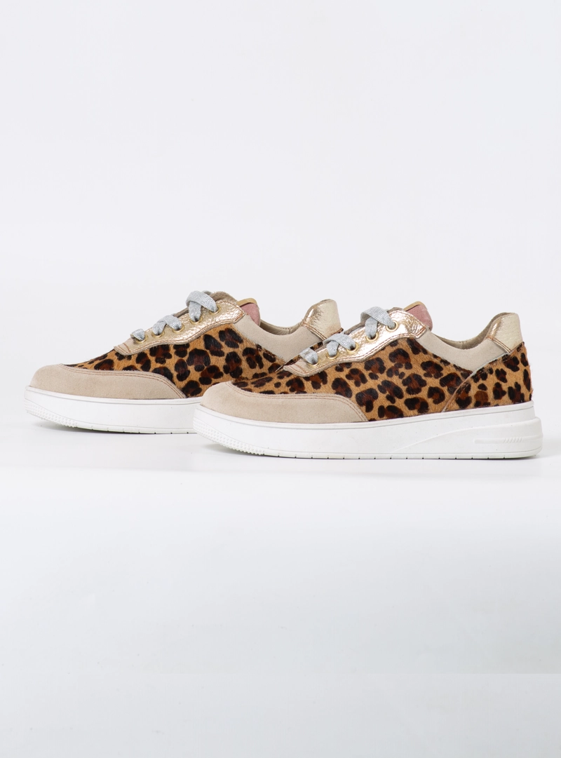 ZAPATILLA VICKY ANIMAL PRINT DORADO EXOTICA - 3