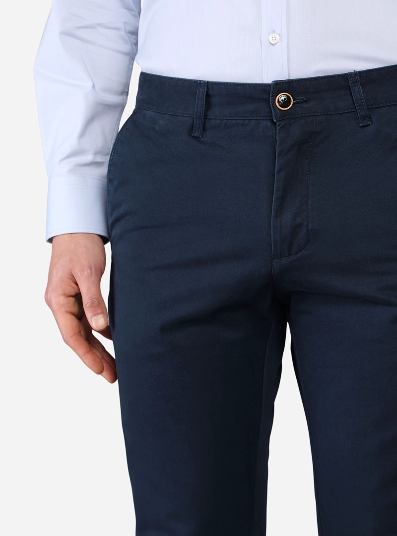PANTALON CHINO ARROW BASICO REGULAR FIT AZUL - 3
