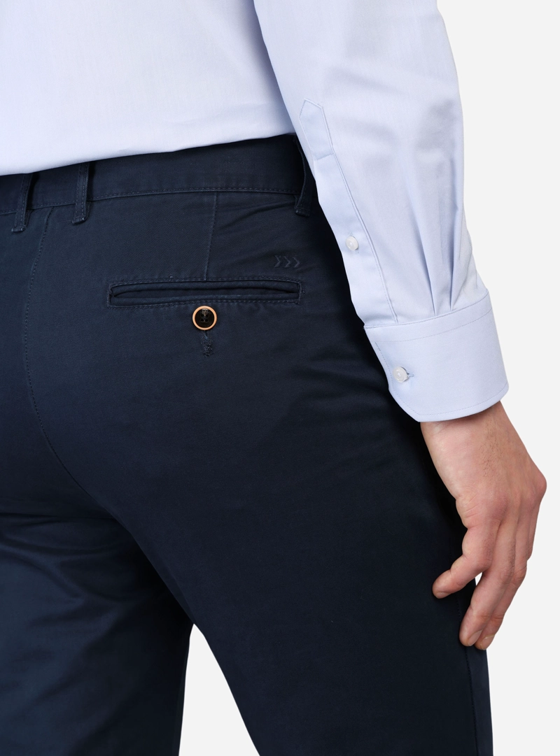 PANTALON CHINO ARROW BASICO REGULAR FIT AZUL - 5