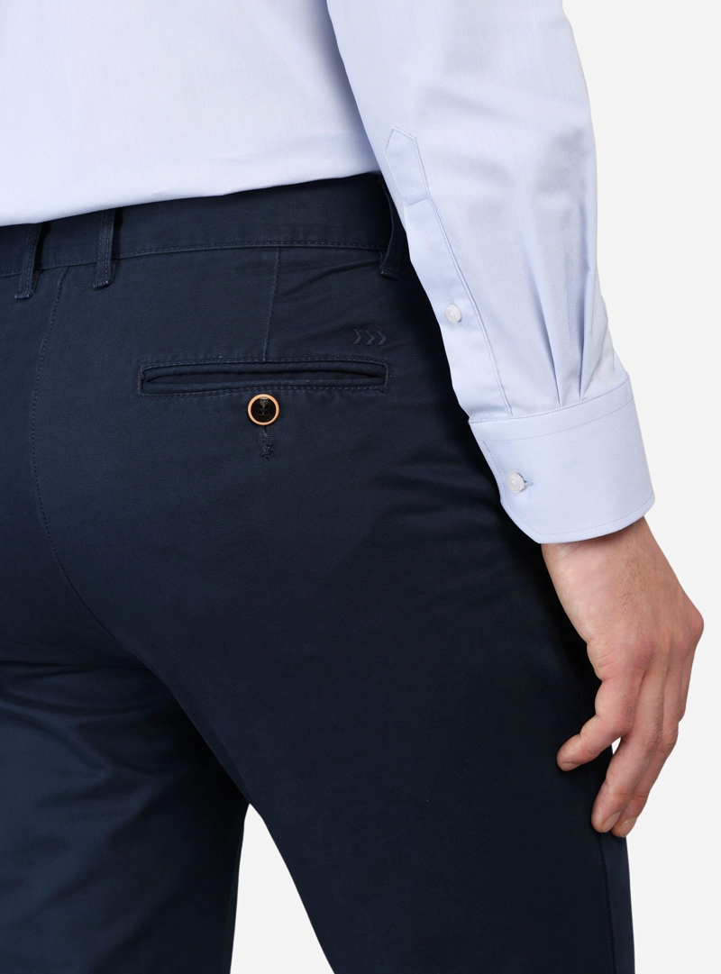 PANTALON CHINO ARROW BASICO REGULAR FIT AZUL - 5