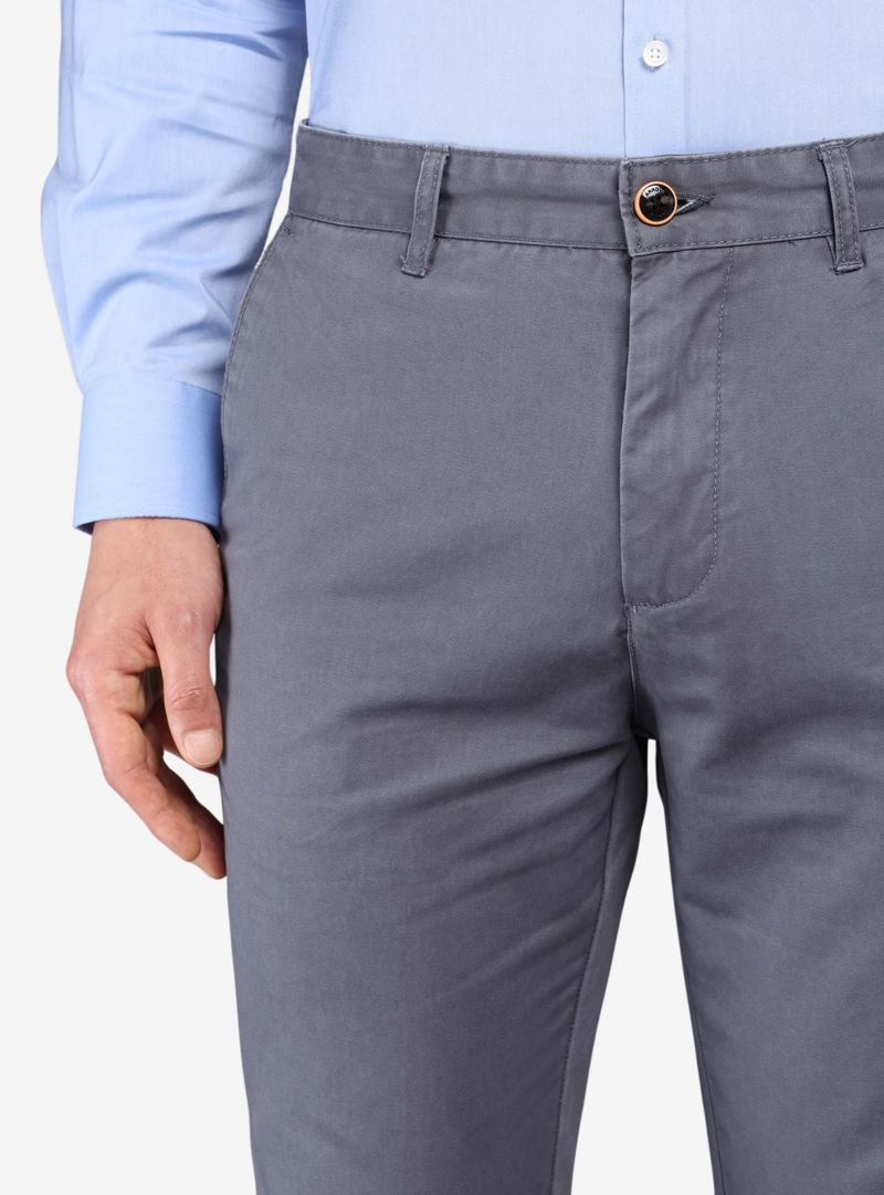 PANTALON CHINO ARROW BASICO REGULAR FIT GRIS - 3
