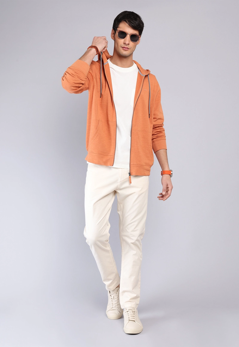 POLERON CON CAPUCHA ARROW - 4