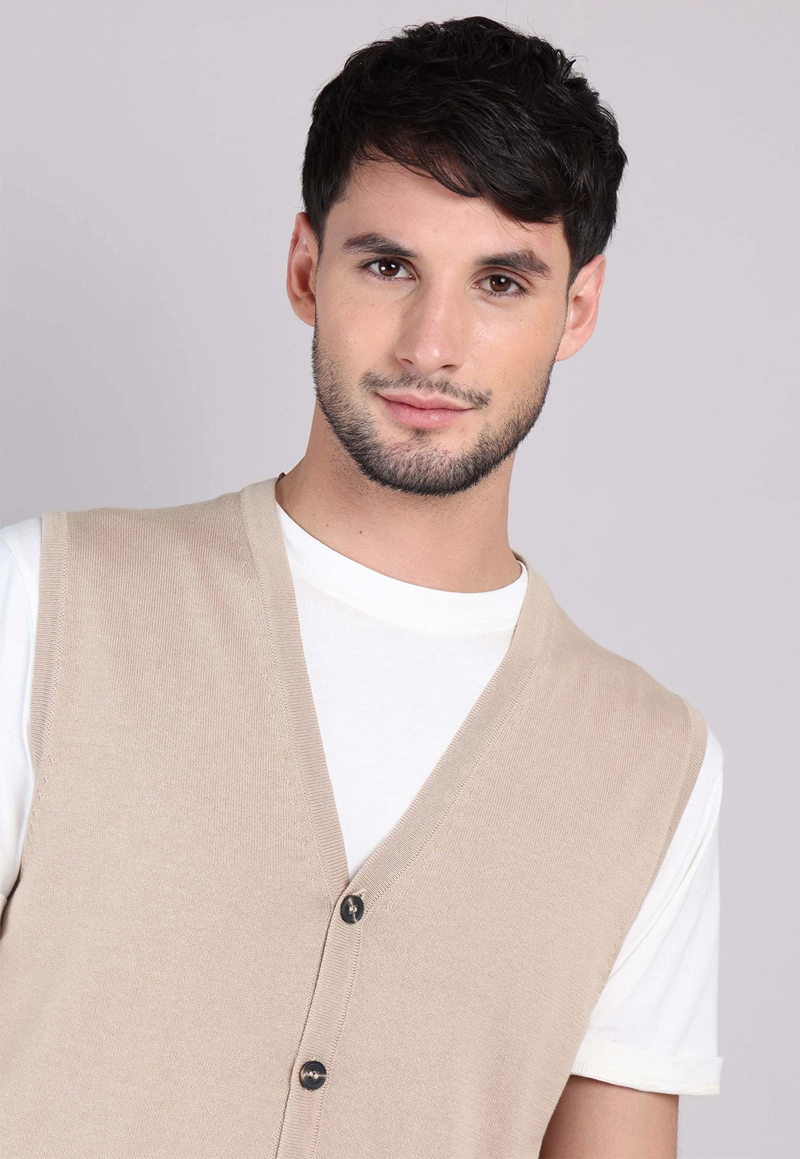 CARDIGAN SIN MANGAS ARROW - 3