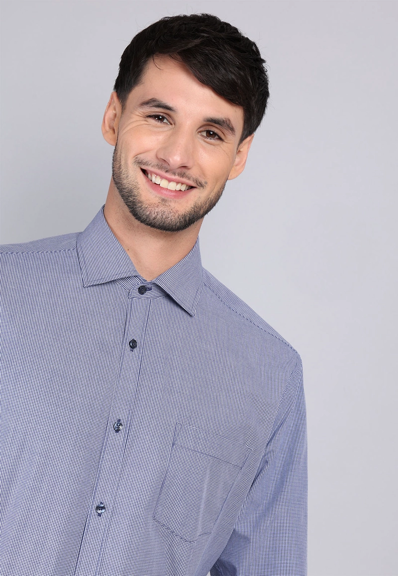 CAMISA FORMAL A CUADROS VAN HEUSEN - 4