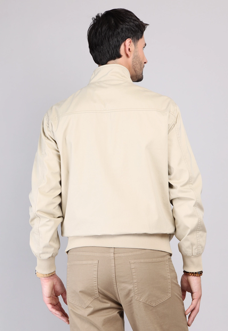 CHAQUETA LISA CUELLO ALTO ARROW - 2