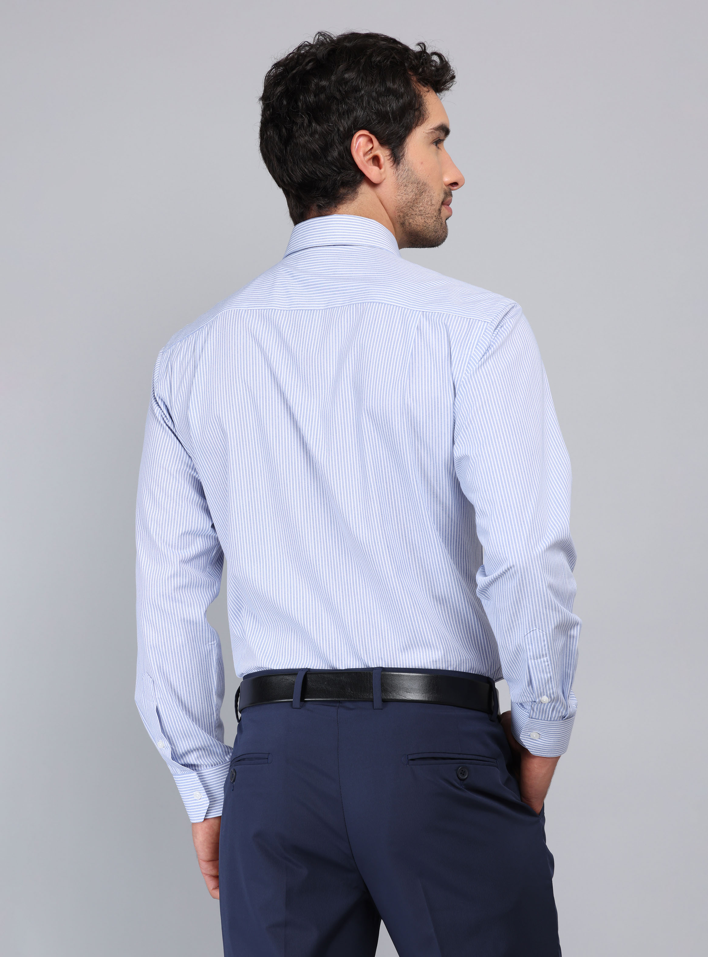 CAMISA FORMAL A RAYAS VAN HEUSEN - 3