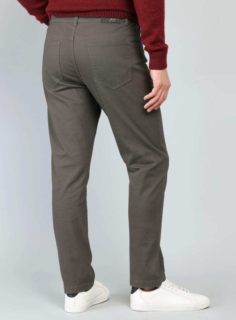PANTALON 5 POCKET SPANDEX REGULAR FIT CAFE ARROW - 2