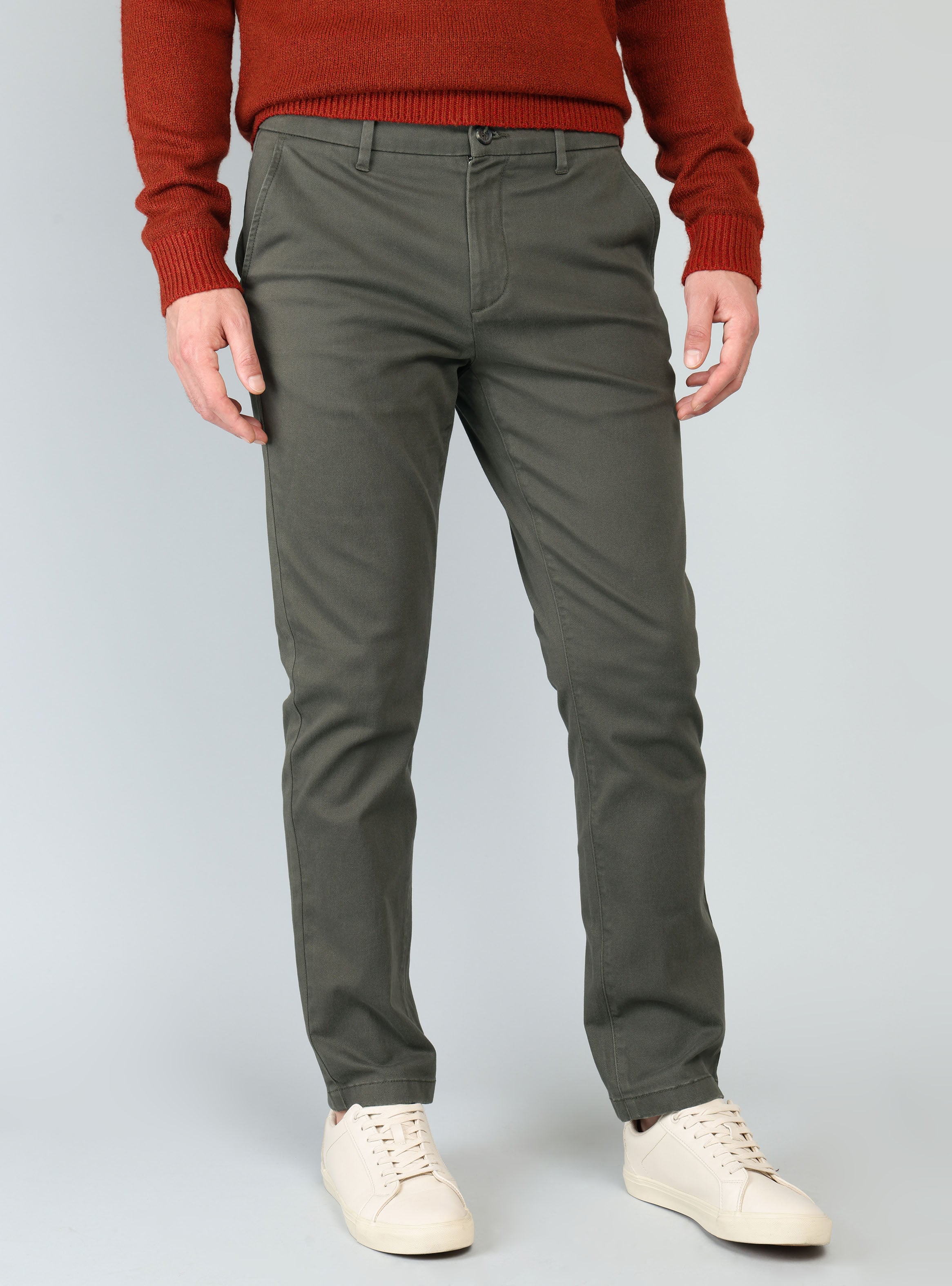PANTALON CHINO SPANDEX REGULAR FIT OLIVA ARROW - 1