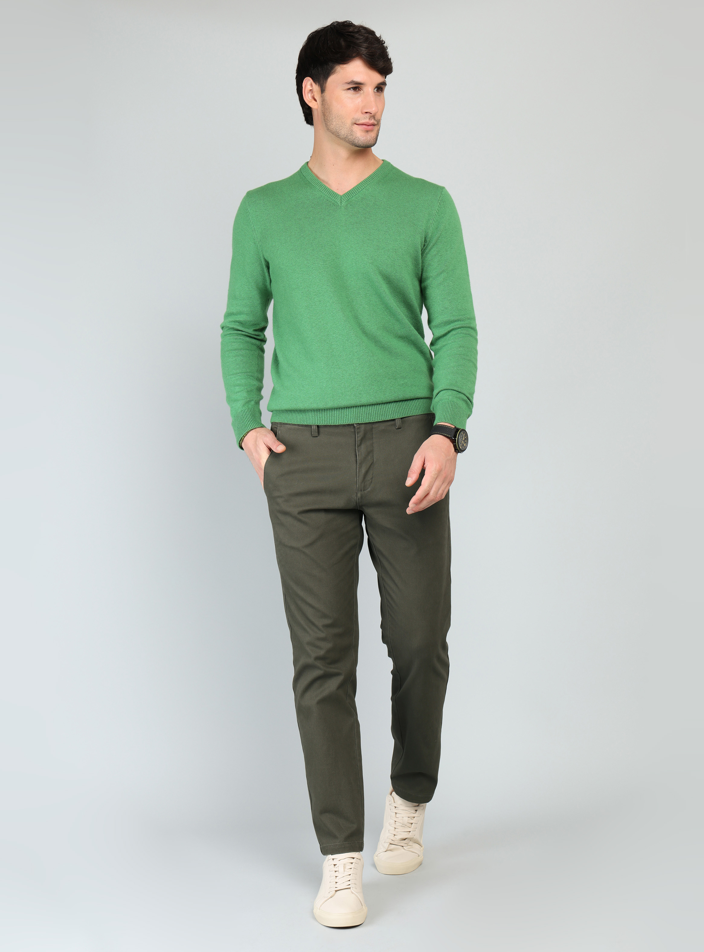 PANTALON LISO SPANDEX REGULAR FIT OLIVA ARROW - 4