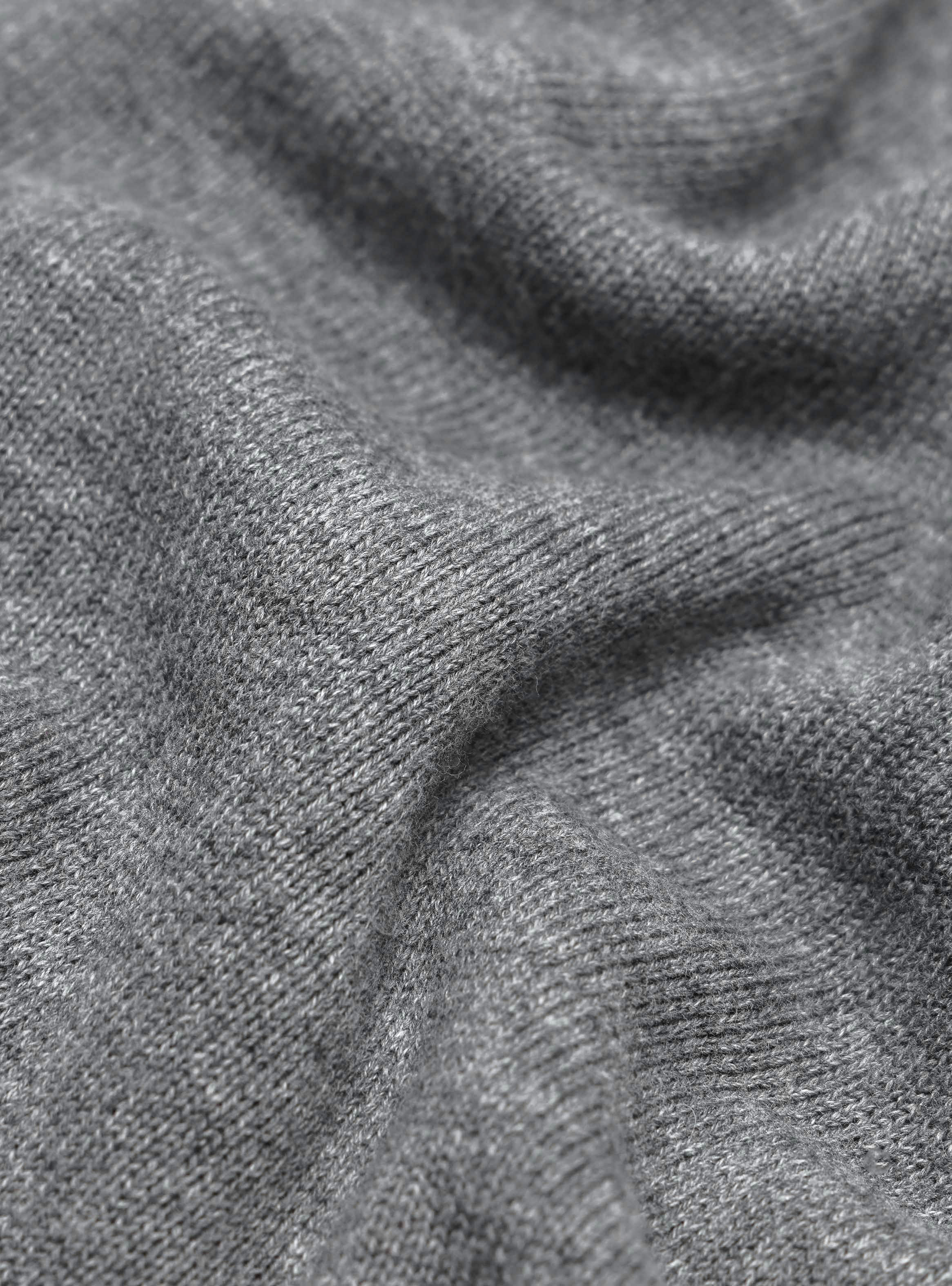 SWEATER CUELLO V REGULAR FIT GRIS ARROW - 6