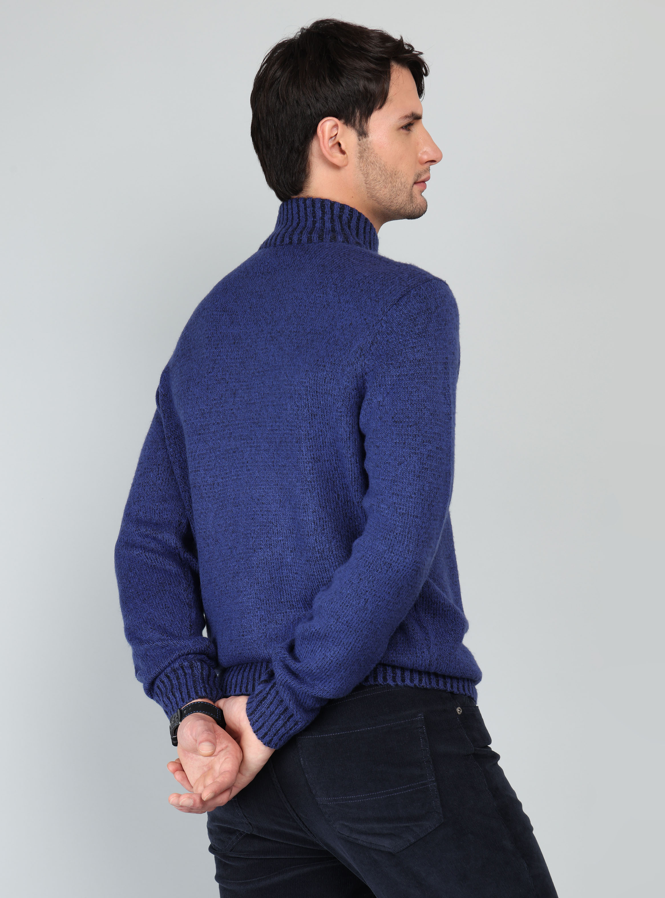 SWEATER CUELLO ALTO REGULAR FIT AZUL ARROW - 2
