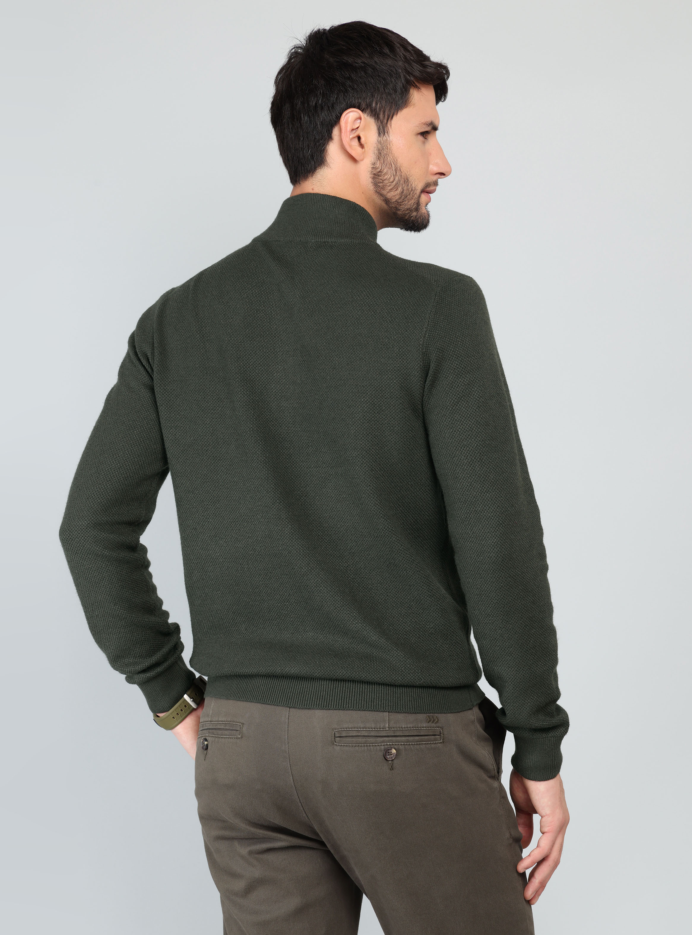 SWEATER CUELLO ALTO REGULAR FIT VERDE ARROW - 2