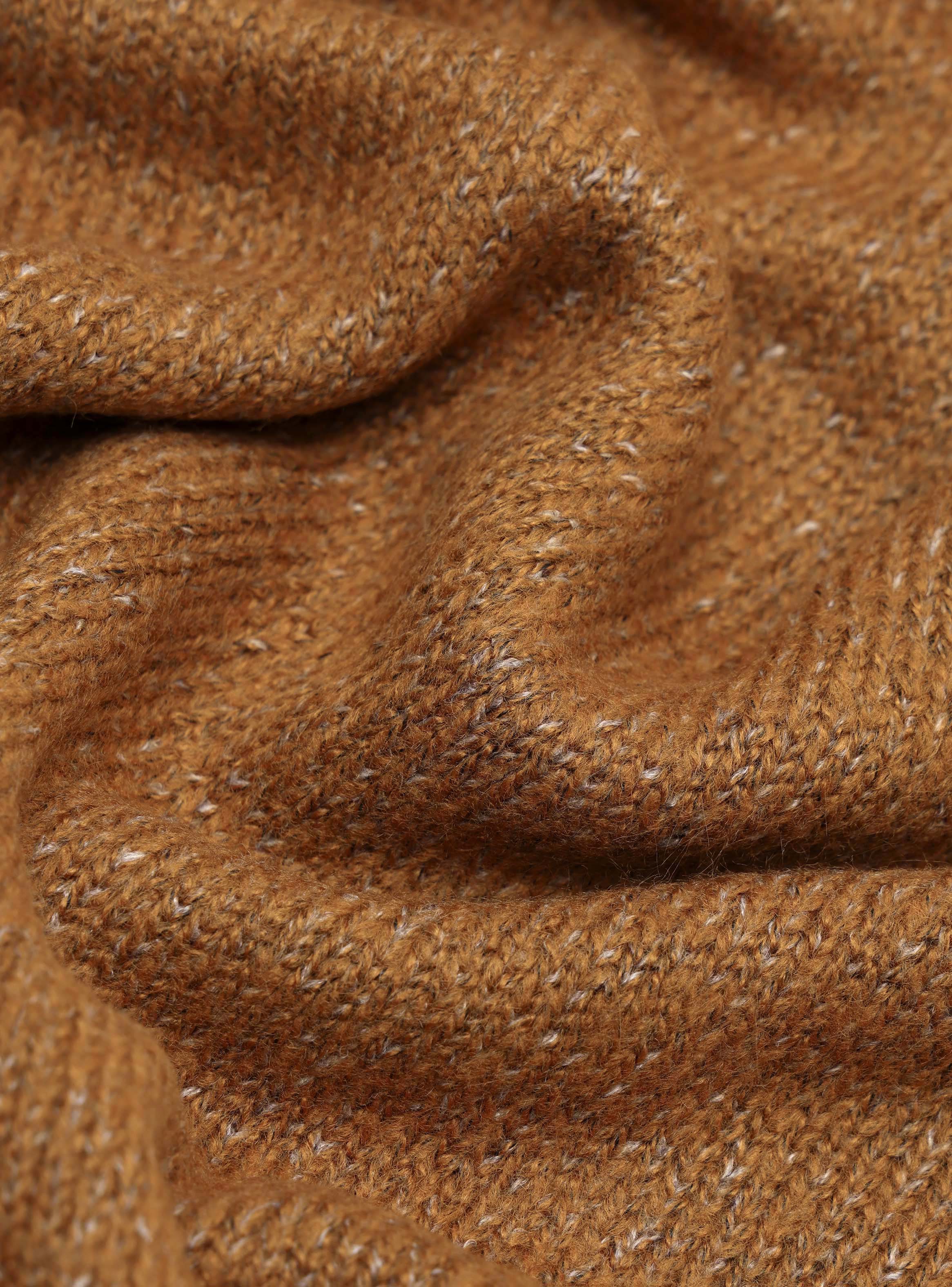 SWEATER CUELLO ALTO REGULAR FIT CAMEL ARROW - 6