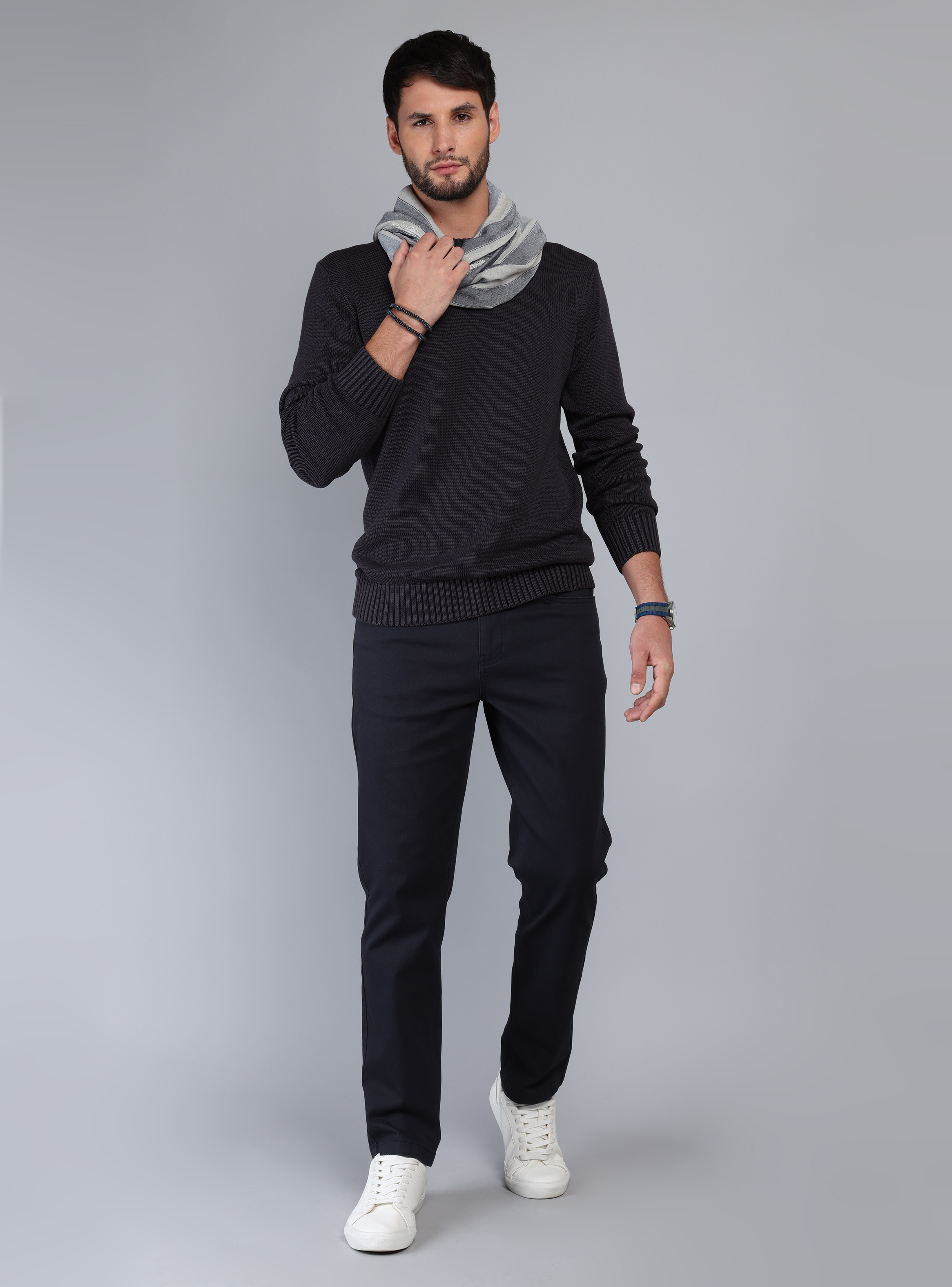 SWEATER STONE WASH REGULAR FIT NEGRO ARROW - 4
