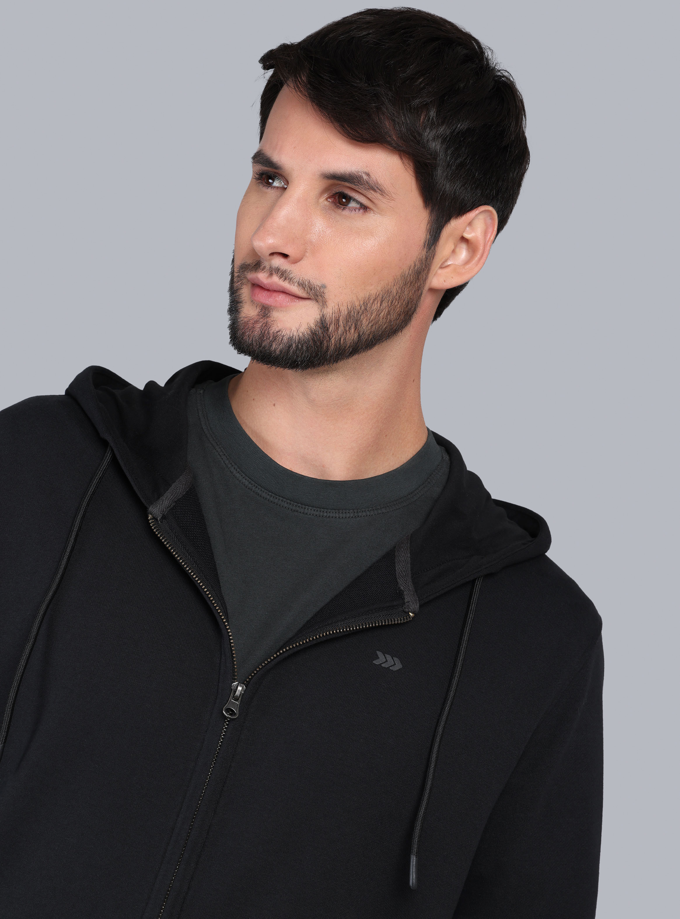 POLERON CON CAPUCHA REGULAR FIT NEGRO ARROW - 3