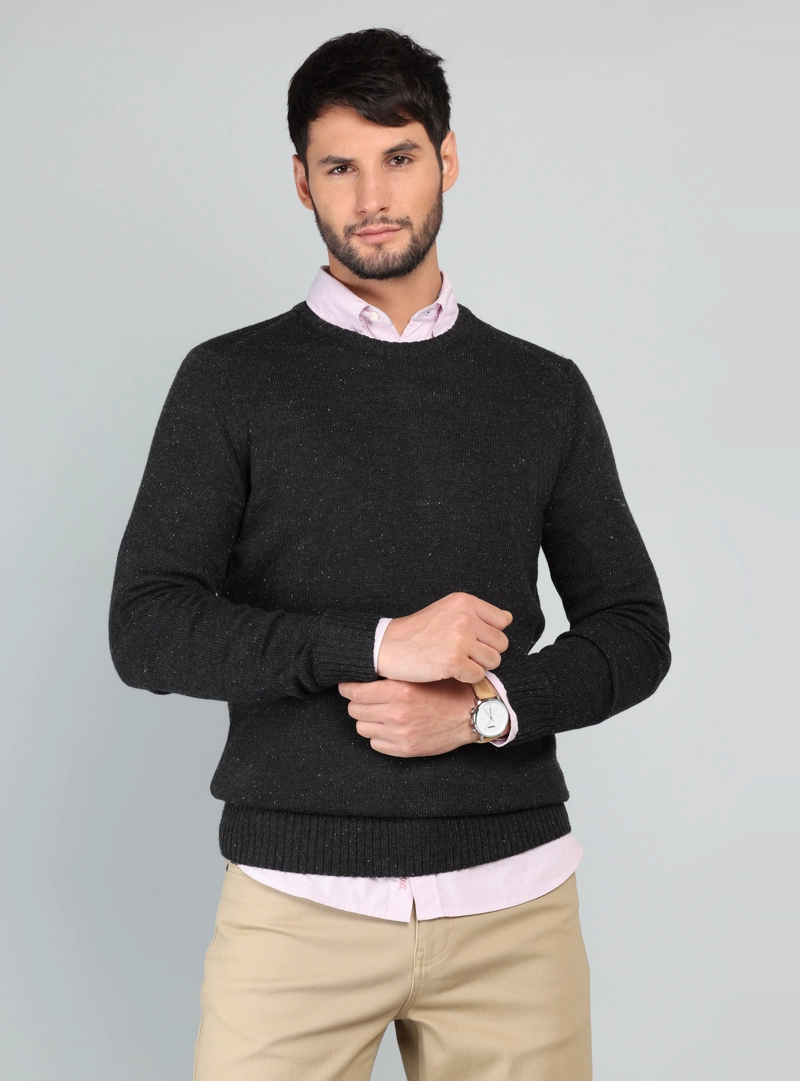 SWEATER CUELLO REDONDO REGULAR FIT GRIS OSCURO ARROW - 1