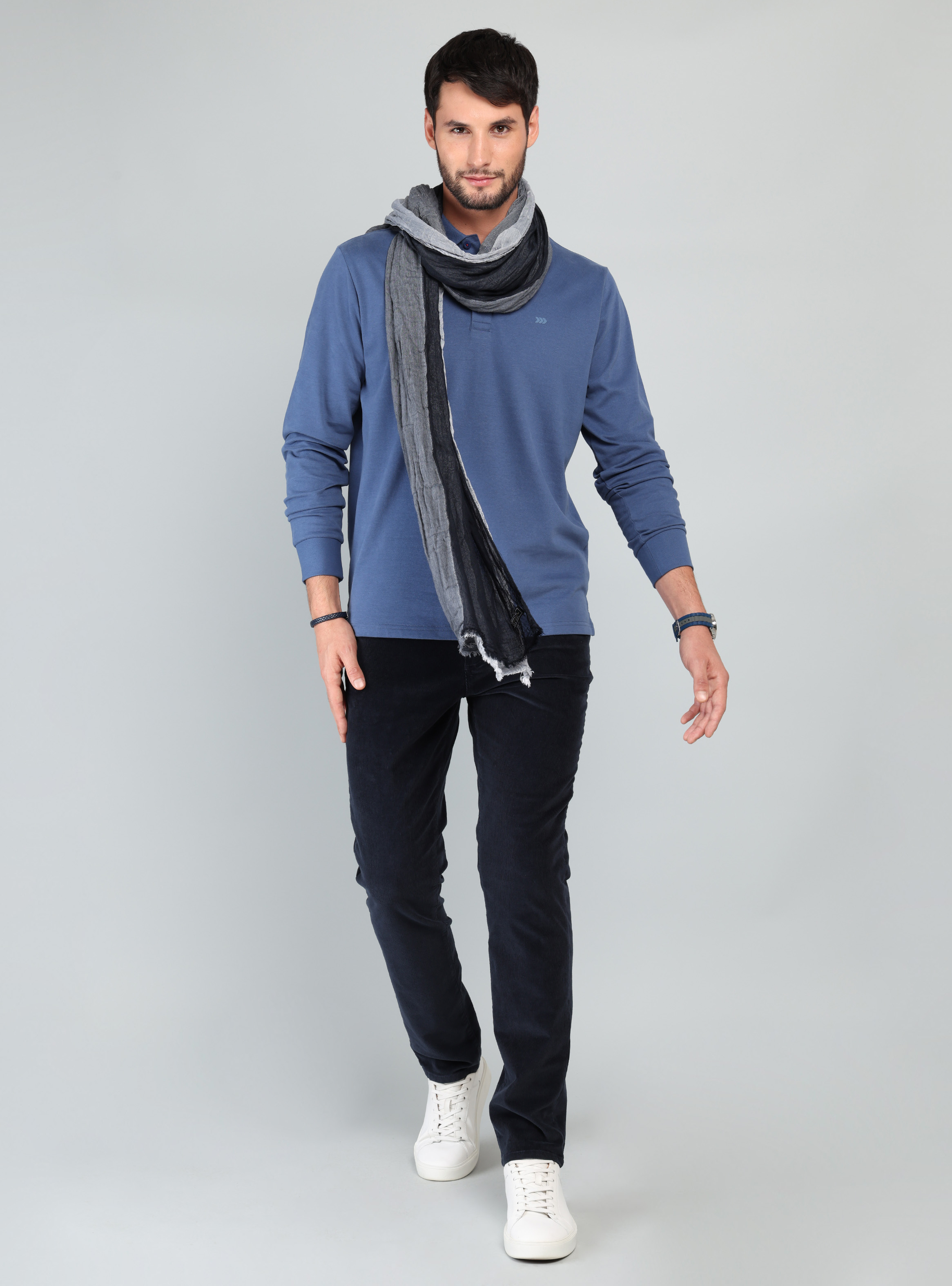 POLERA LISA MANGA LARGA REGULAR FIT DENIM ARROW - 4