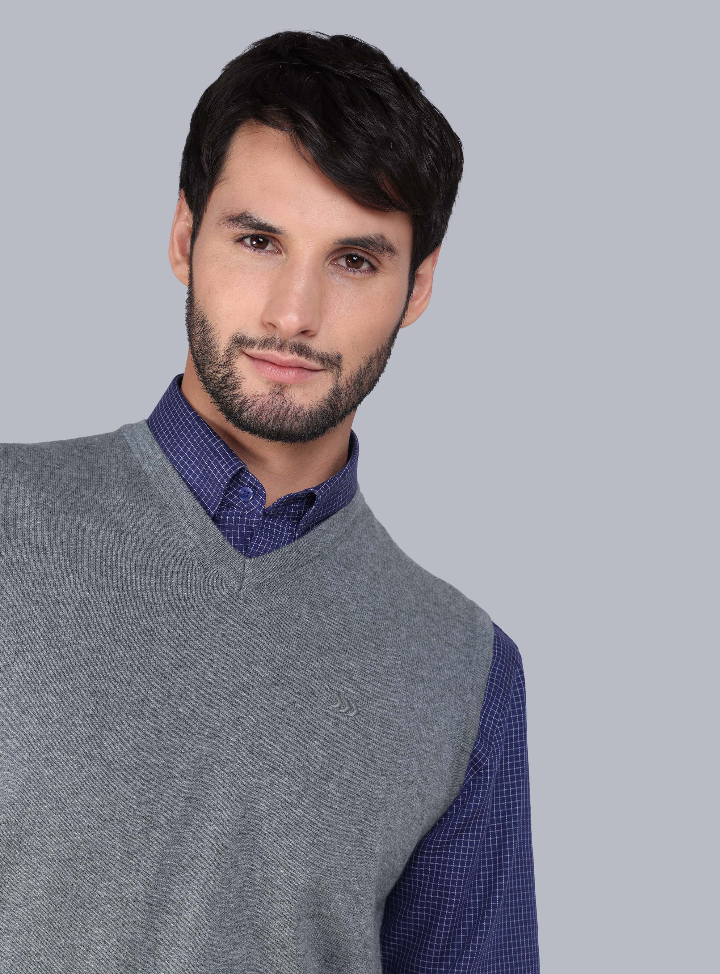 SWEATER SIN MANGAS REGULAR FIT GRIS ARROW - 3